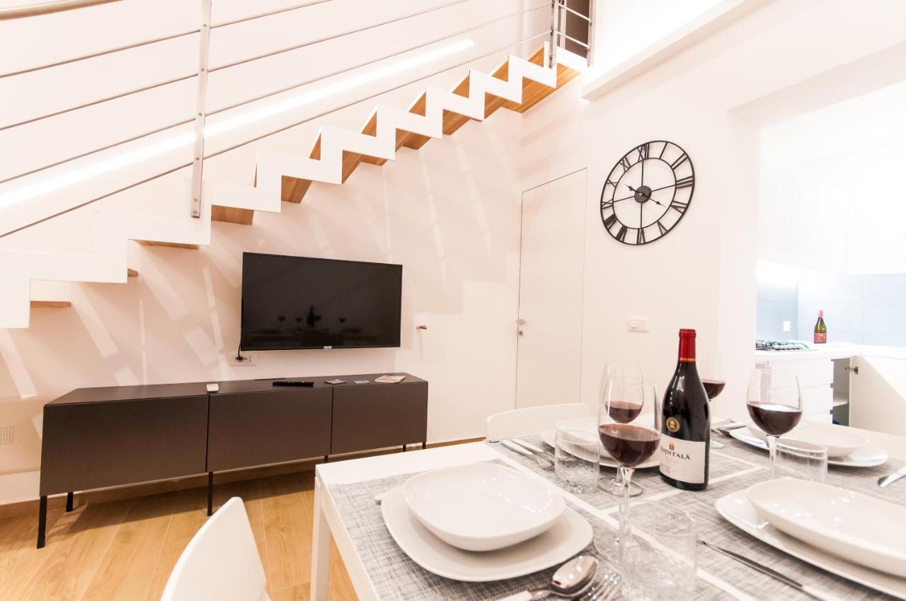 White Home カステッランマーレ・デル・ゴルフォ エクステリア 写真